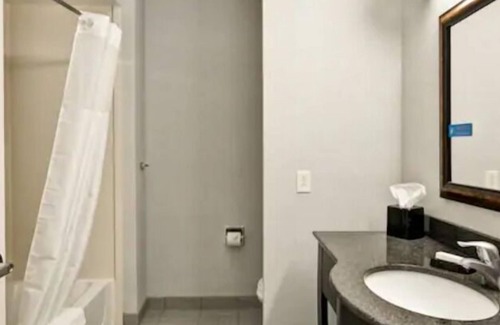 Defiance Hotel | Hampton Inn Defiance