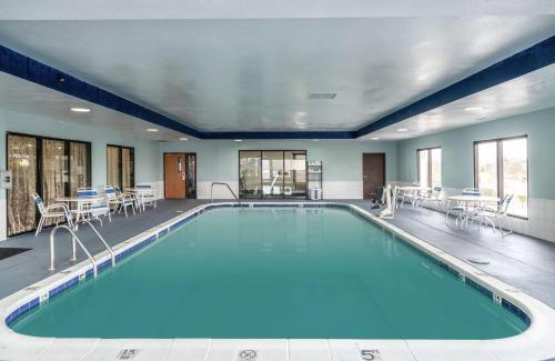 Newbern Hotel | Hampton Inn Dublin