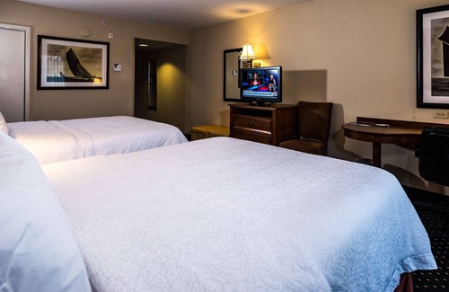 Easton Hotel | Hampton Inn Easton