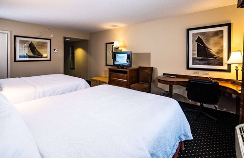 Easton Hotel | Hampton Inn Easton