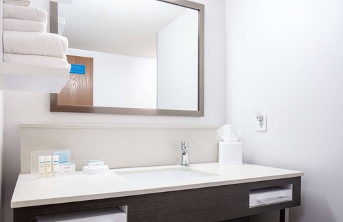 Freeport Hotel | Hampton Inn Freeport