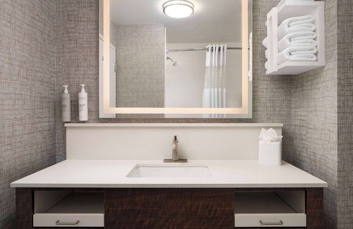 Fort Wayne Hotel | Hampton Inn Ft. Wayne/Dupont Road