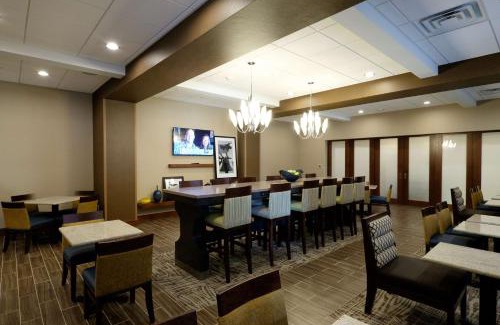 Green Bay Hotel | Hampton Inn Green Bay Downtown