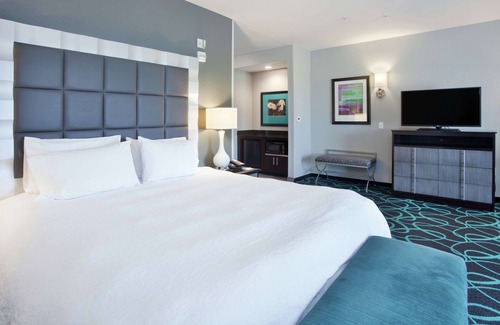 Kearney Hotel | Hampton Inn Kearney