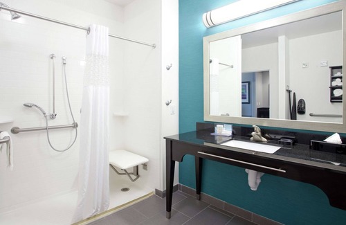 Kearney Hotel | Hampton Inn Kearney