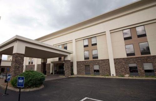 Kent Hotel | Hampton Inn Kent/Akron Area