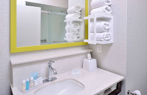 La Porte Hotel | Hampton Inn LaPorte IN