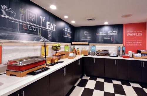 Northeast Raleigh Hotel | Hampton Inn Raleigh Capital Blvd North