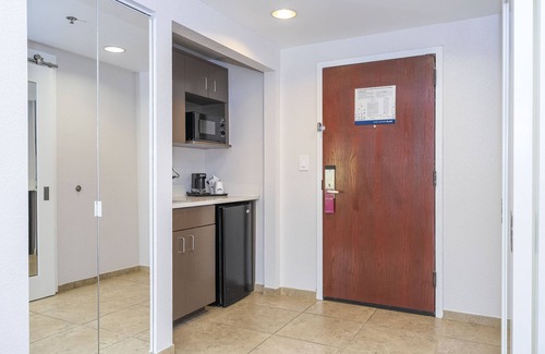 Spring Hill Hotel | Hampton Inn Spring Hill