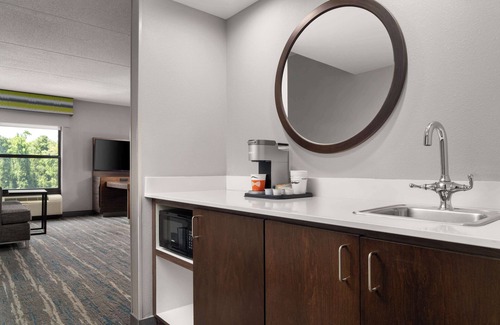 Pine Forest Hotel | Hampton Inn Spring Lake Fayetteville