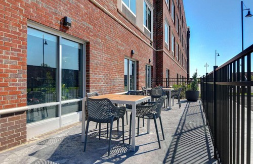 Canal Winchester Hotel | Hampton Inn & Suites Canal Winchester Columbus