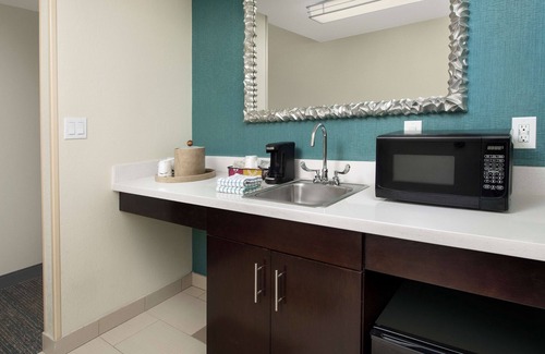 Alpharetta Hotel | Hampton Inn & Suites Alpharetta