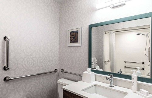 West Ashley Hotel | Hampton Inn & Suites Charleston/West Ashley