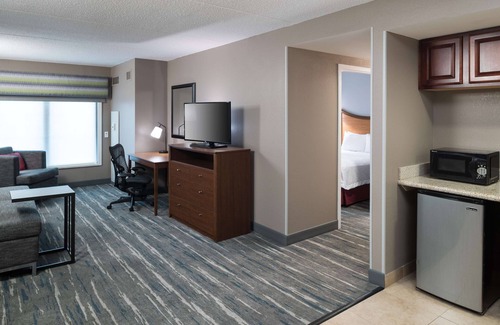 Skokie Hotel | Hampton Inn & Suites Chicago-North Shore/Skokie