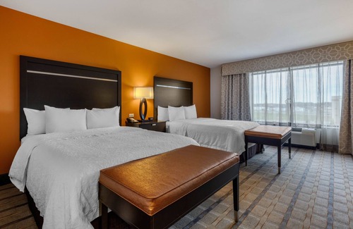 Columbus Hotel | Hampton Inn & Suites Columbus