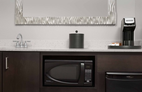 Biggs Field Hotel | Hampton Inn & Suites El Paso/East