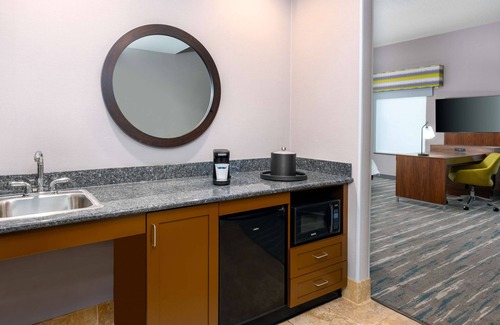 Farmington Hotel | Hampton Inn & Suites Hartford/Farmington
