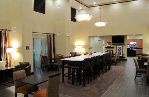 Jamestown Hotel | Hampton Inn & Suites Jamestown