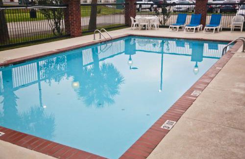 Jennings Hotel | Hampton Inn & Suites Jennings