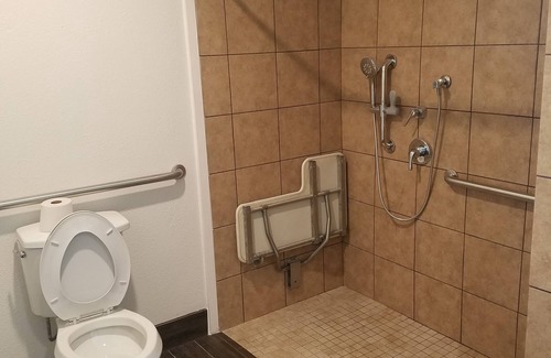 Merriam Hotel | Hampton Inn & Suites Kansas City-Merriam