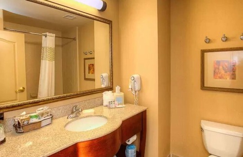 Mountain Home Hotel | Hampton Inn & Suites Mountain Home