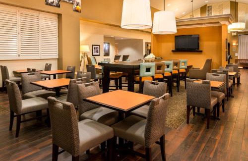 Orlando Hotel | Hampton Inn & Suites Orlando-East UCF