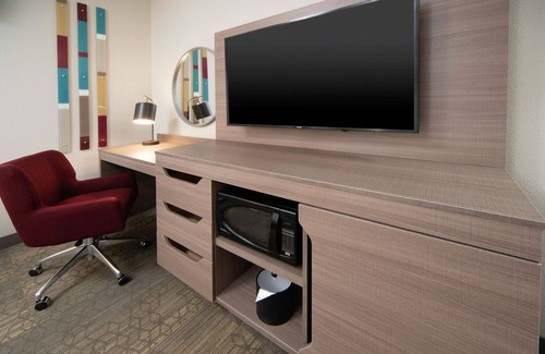 Santa Maria Hotel | Hampton Inn & Suites Santa Maria