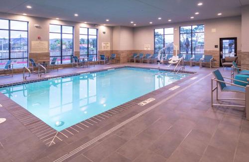 Santa Maria Hotel | Hampton Inn & Suites Santa Maria