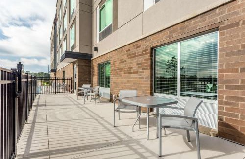 Saraland Hotel | Hampton Inn & Suites Saraland Mobile