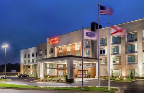 Saraland Hotel | Hampton Inn & Suites Saraland Mobile