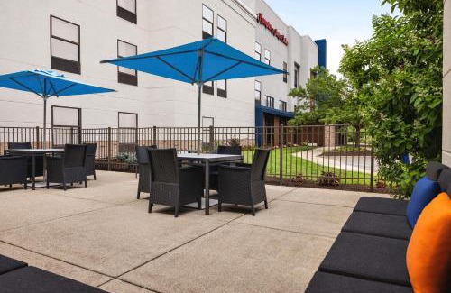 Valparaiso Hotel | Hampton Inn & Suites Valparaiso