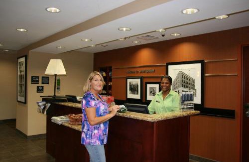 West Point Hotel | Hampton Inn & Suites West Point