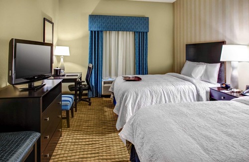 Thomson Hotel | Hampton Inn Thomson