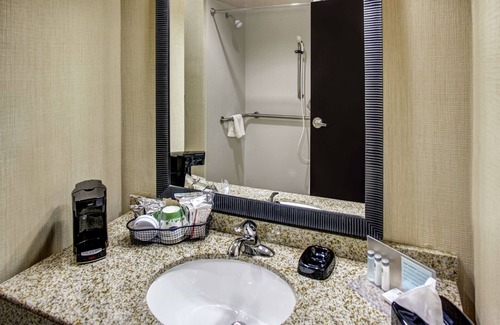 Thomson Hotel | Hampton Inn Thomson
