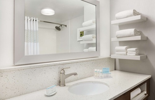 Waycross Hotel | Hampton Inn Waycross