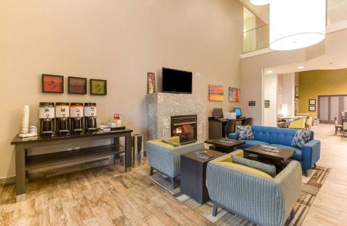 White House Hotel | Hampton Inn White House