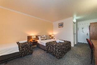 Rockhampton Hotel | Hampton Villa Motel