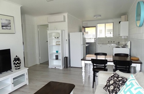 Port Vincent Hotel | Hamptons, Port Vincent