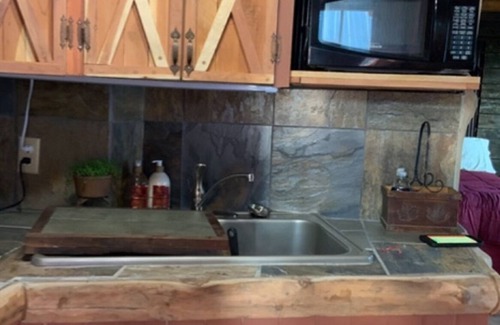 Saint Joe Cabin | Handmade Arkansas Red Tree Treehouse