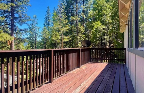 Cold Springs House | Hank`s Pinecrest Chalet