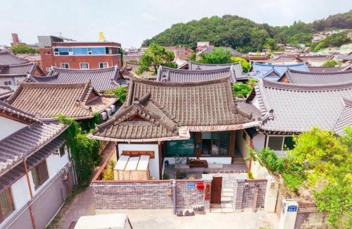 Jeonju House | Happiness on Jacuzzi Private Pension