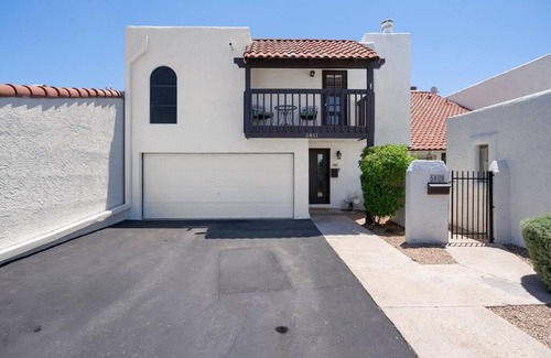 Camelback East House | Happy 3BR Abode: sun, pool & patio