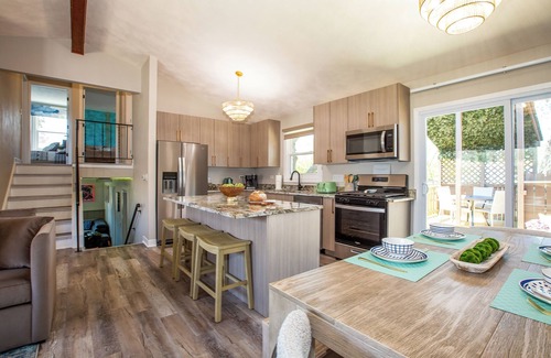 Winthrop Harbor House | Harbor Haven/Game Room/Gym