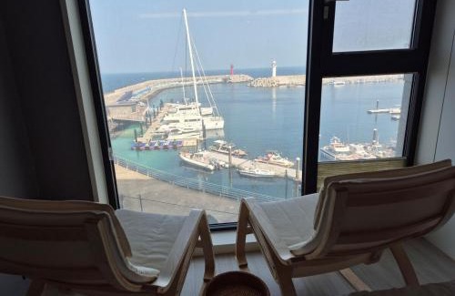 Downtown Apartment | Harbor in Dodu