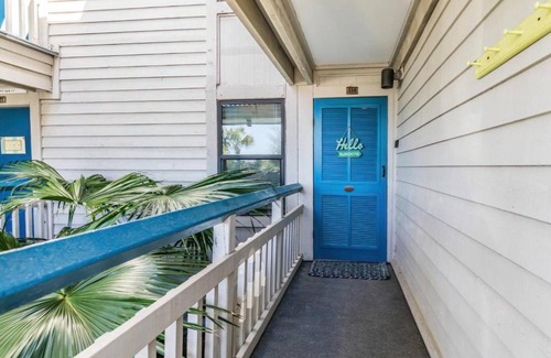 Beachwalk House | Harbor Island M118