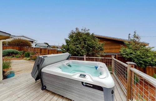 Old Town House | Harbor View Hideaway