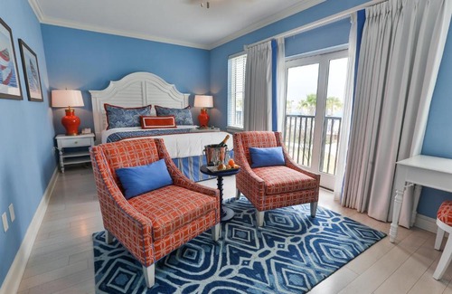 Charleston Harbor Resort | Harborside at Charleston Harbor Resort and Marina