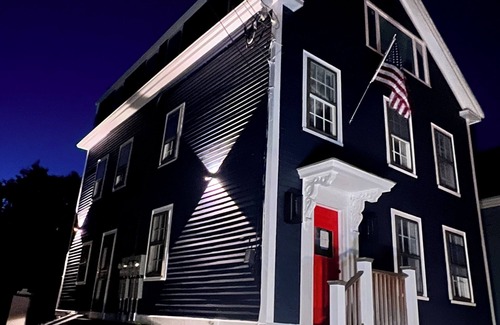 Marblehead Apartment | Harborviews! NEW 2-bed w AC sleeps 6, Downtown Historic Marblehead with parking