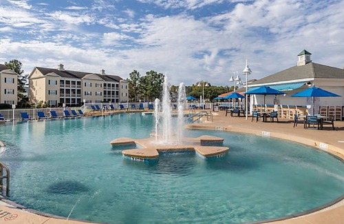 Myrtle Beach Resort | Harbour Lights One-bedroom Deluxe Suite, Sleeps 4, Full Kitchen
