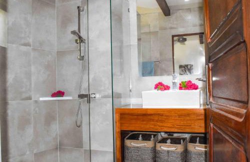 Port Vila House | Harbour Views